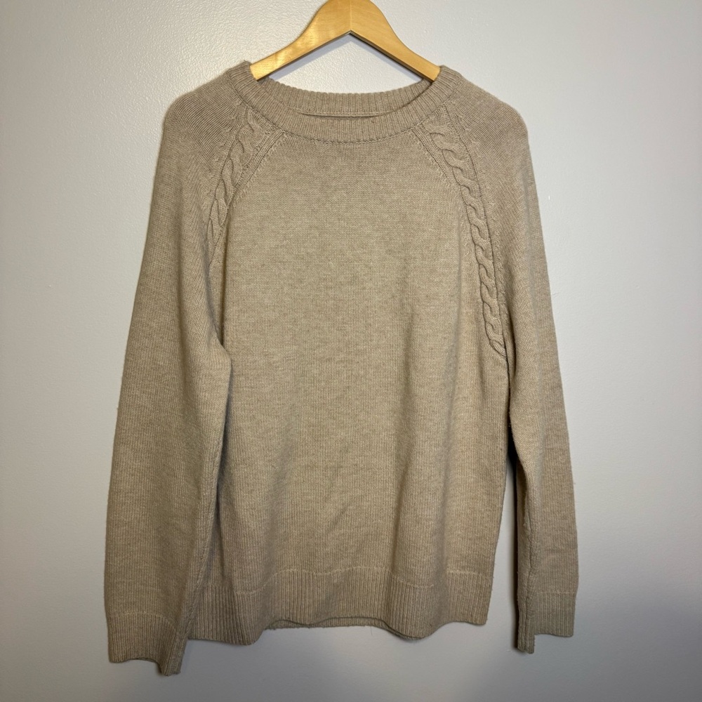 JCrew Rugged Merino Wool Blend Men’s Sweater Large Cable Knit